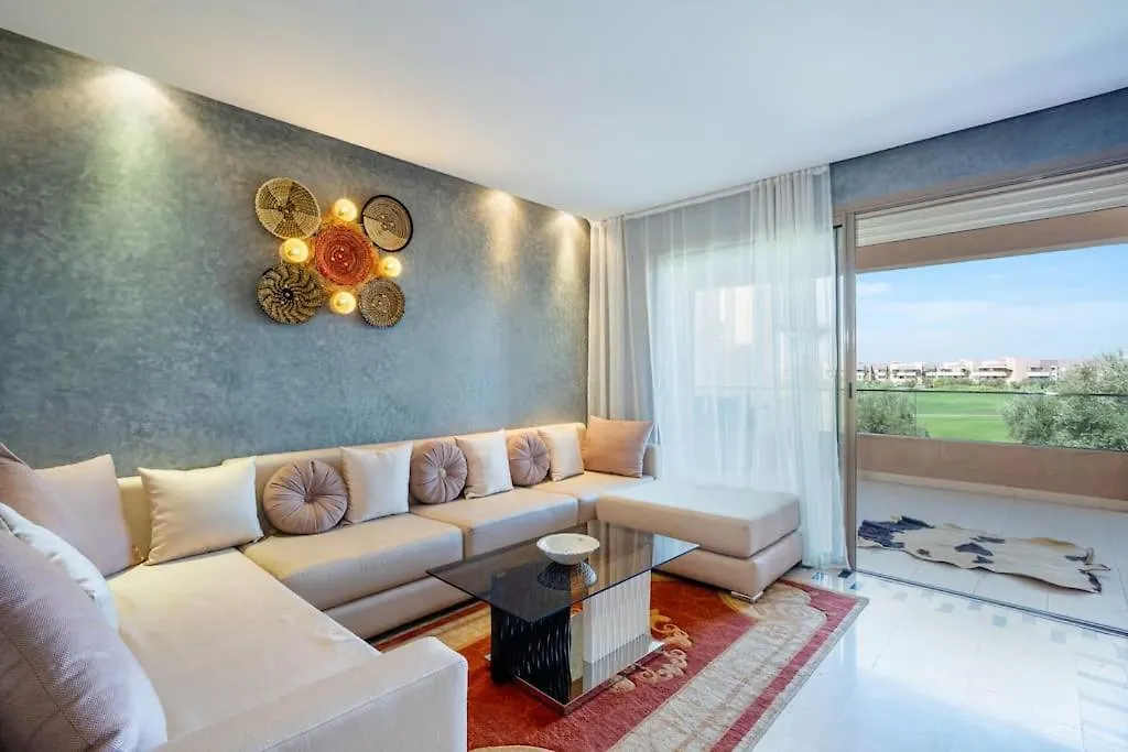 Relax Front Of Golf-Pool-Topaze Marrakesh